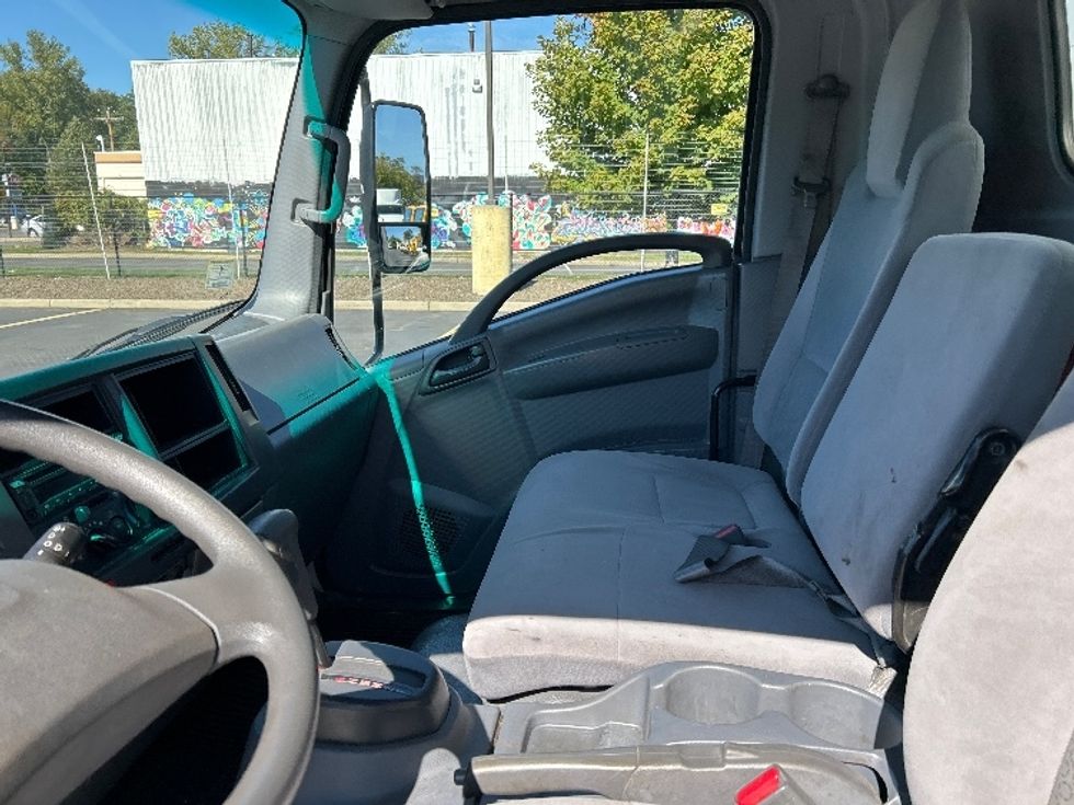 Light Duty Box Truck-Light and Medium Duty Trucks-Isuzu-2020-NPR EFI-Montgomery-NY-92,511\n\t\tmiles-$ 36,750 - Image 19