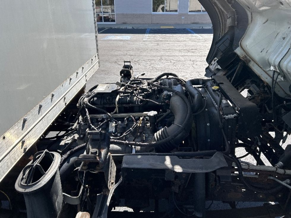 Light Duty Box Truck-Light and Medium Duty Trucks-Isuzu-2020-NPR EFI-Montgomery-NY-92,511\n\t\tmiles-$ 36,750 - Image 23