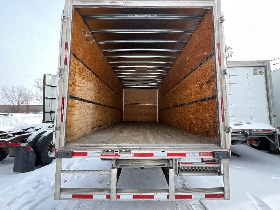 Light Duty Box Truck-Light and Medium Duty Trucks-Isuzu-2020-NPR EFI-Montreal-PQ-247,513\n\t\tkm-$ 34,500 - Image 8