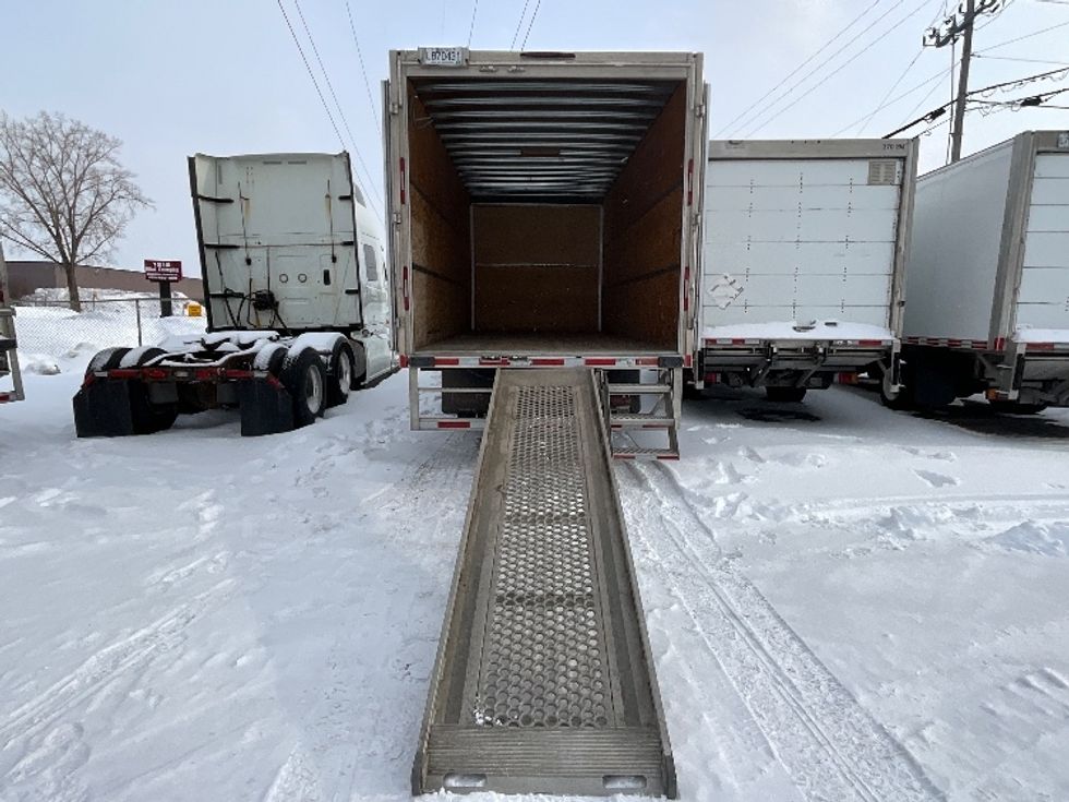 Light Duty Box Truck-Light and Medium Duty Trucks-Isuzu-2020-NPR EFI-Montreal-PQ-247,513\n\t\tkm-$ 34,500 - Image 9