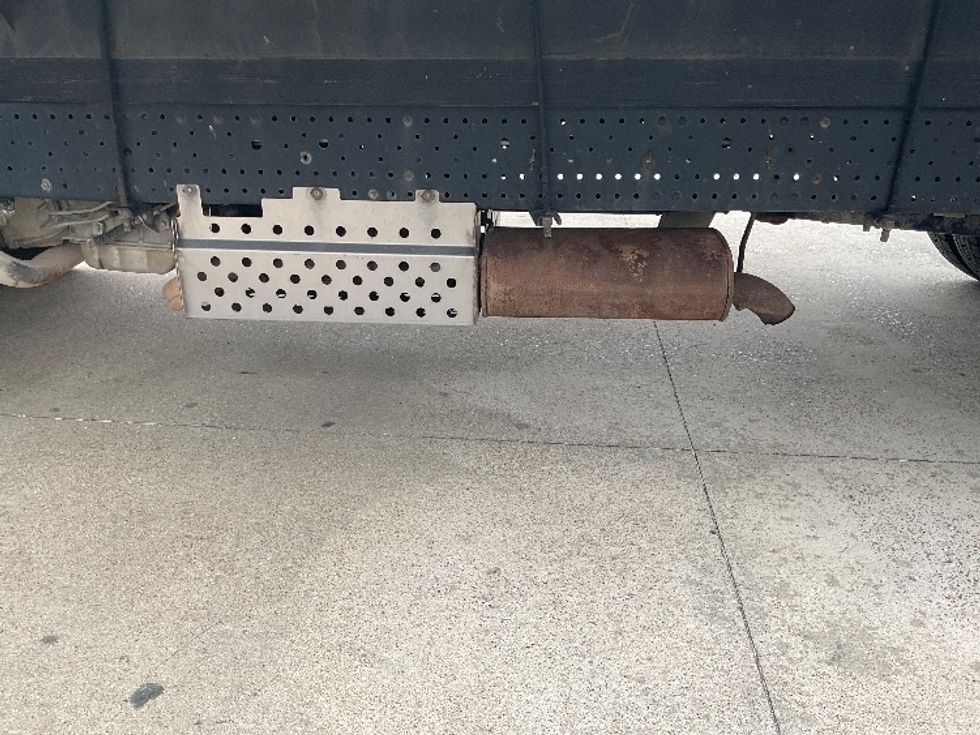 Light Duty Box Truck-Light and Medium Duty Trucks-Isuzu-2020-NPR EFI-Nashville (Mount Juliet)-TN-105,018\n\t\tmiles-$ 38,250 - Image 5