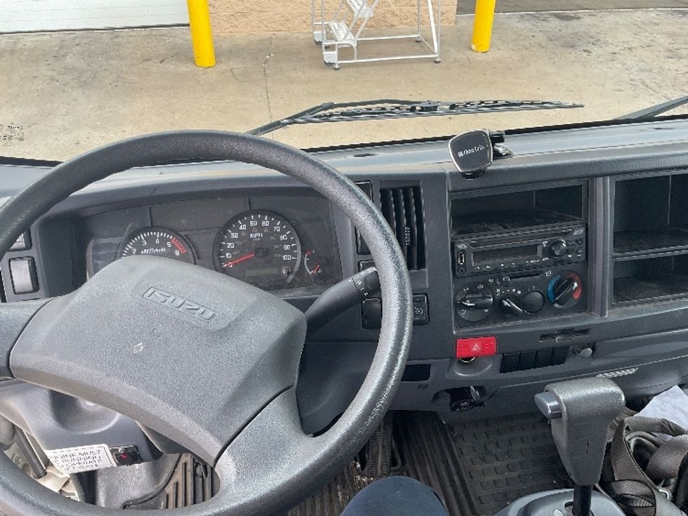 Light Duty Box Truck-Light and Medium Duty Trucks-Isuzu-2020-NPR EFI-Nashville (Mount Juliet)-TN-105,018\n\t\tmiles-$ 38,250 - Image 18