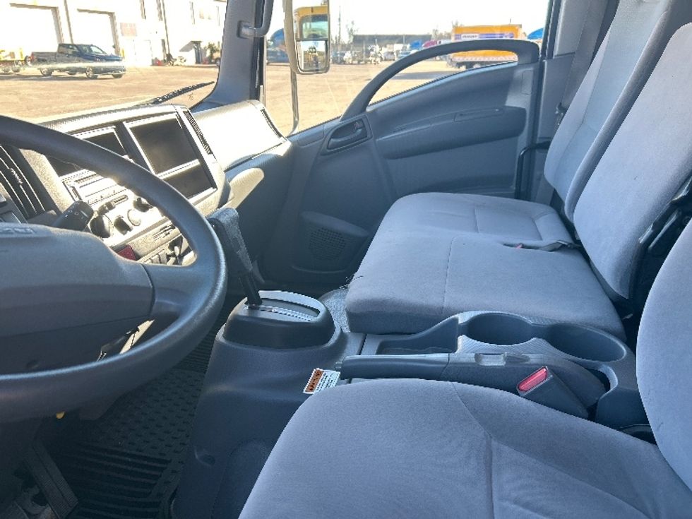 Light Duty Box Truck-Light and Medium Duty Trucks-Isuzu-2020-NPR EFI-Nashville (Mount Juliet)-TN-105,018\n\t\tmiles-$ 38,250 - Image 19