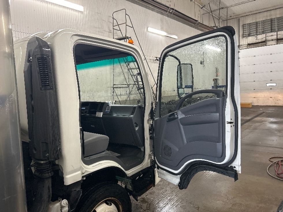 Light Duty Box Truck-Light and Medium Duty Trucks-Isuzu-2020-NPR EFI-New Bedford-MA-91,282\n\t\tmiles-$ 36,750 - Image 20