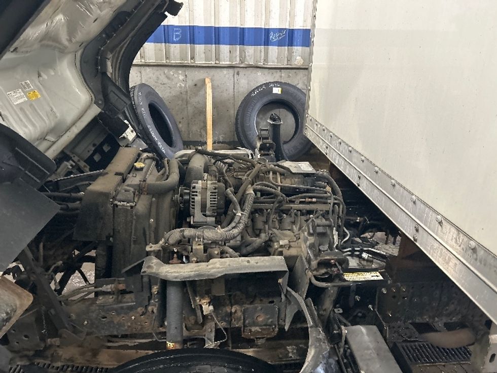 Light Duty Box Truck-Light and Medium Duty Trucks-Isuzu-2020-NPR EFI-New Bedford-MA-91,282\n\t\tmiles-$ 36,750 - Image 24