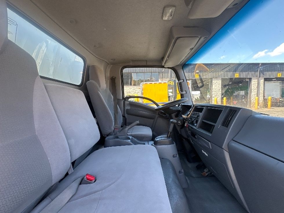 Light Duty Box Truck-Light and Medium Duty Trucks-Isuzu-2020-NPR EFI-North Bergen-NJ-100,273\n\t\tmiles-$ 37,750 - Image 22