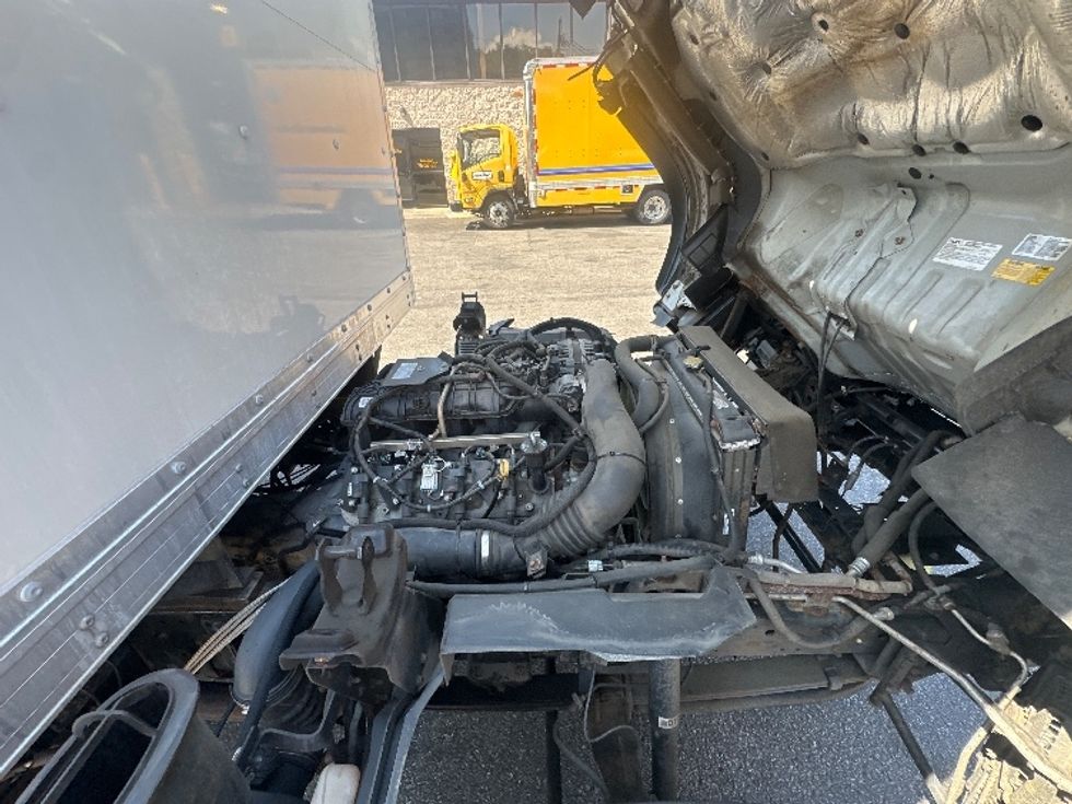 Light Duty Box Truck-Light and Medium Duty Trucks-Isuzu-2020-NPR EFI-North Bergen-NJ-100,273\n\t\tmiles-$ 37,750 - Image 24