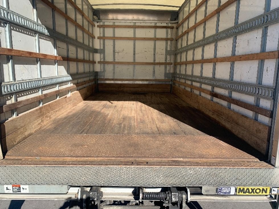 Light Duty Box Truck-Light and Medium Duty Trucks-Isuzu-2020-NPR EFI-Norton-MA-107,923\n\t\tmiles-$ 35,250 - Image 10