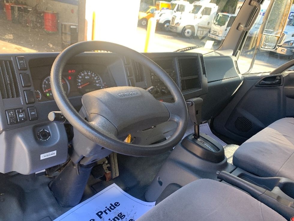 Light Duty Box Truck-Light and Medium Duty Trucks-Isuzu-2020-NPR EFI-Norton-MA-107,923\n\t\tmiles-$ 35,250 - Image 17