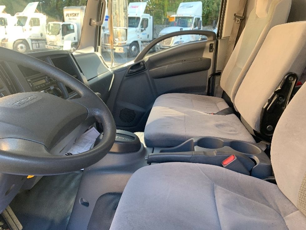 Light Duty Box Truck-Light and Medium Duty Trucks-Isuzu-2020-NPR EFI-Norton-MA-107,923\n\t\tmiles-$ 35,250 - Image 19