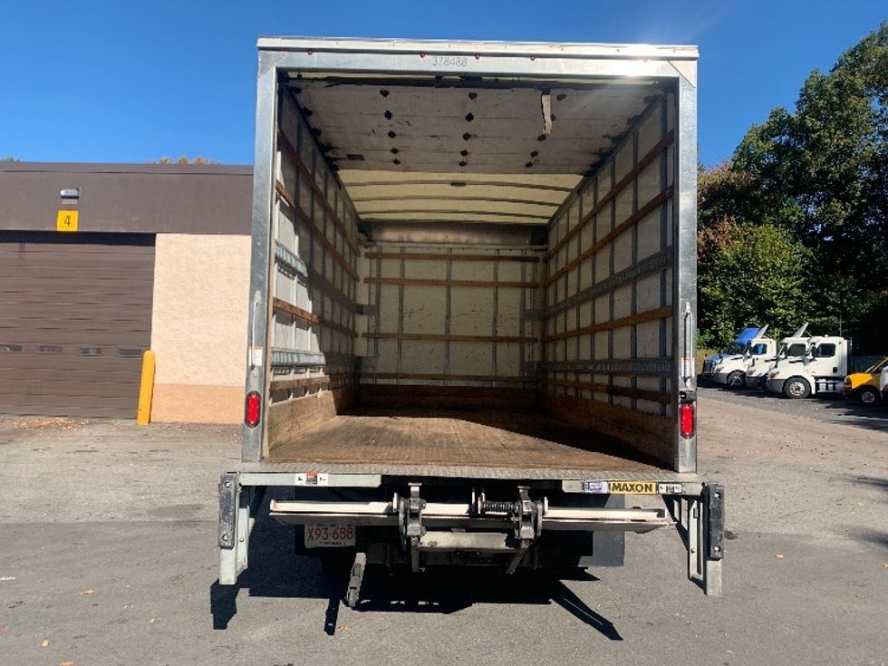 Light Duty Box Truck-Light and Medium Duty Trucks-Isuzu-2020-NPR EFI-Norton-MA-107,923\n\t\tmiles-$ 35,250 - Image 8