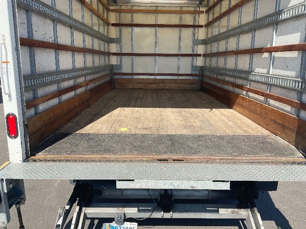 Light Duty Box Truck-Light and Medium Duty Trucks-Isuzu-2020-NPR EFI-Ocala-FL-93,393\n\t\tmiles-$ 40,250 - Image 10
