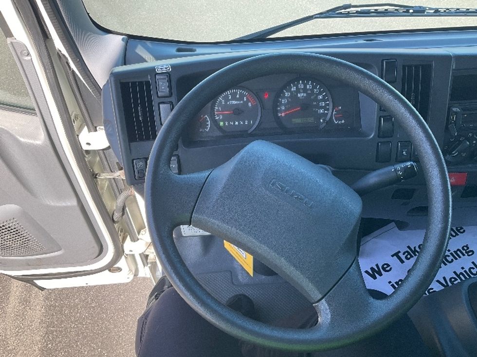 Light Duty Box Truck-Light and Medium Duty Trucks-Isuzu-2020-NPR EFI-Ocala-FL-93,393\n\t\tmiles-$ 40,250 - Image 17