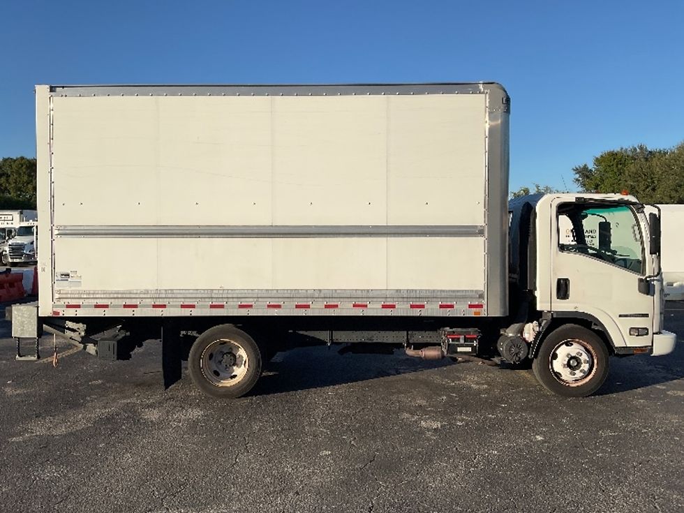Light Duty Box Truck-Light and Medium Duty Trucks-Isuzu-2020-NPR EFI-Orlando-FL-152,632\n\t\tmiles-$ 31,000 - Image 15