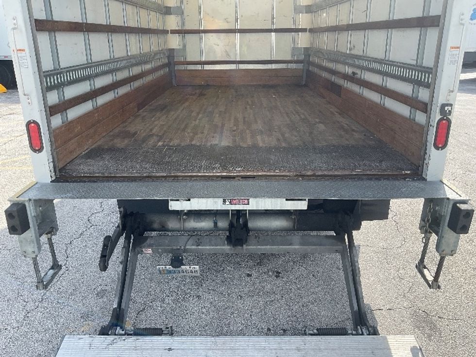 Light Duty Box Truck-Light and Medium Duty Trucks-Isuzu-2020-NPR EFI-Orlando-FL-87,693\n\t\tmiles-$ 40,750 - Image 10