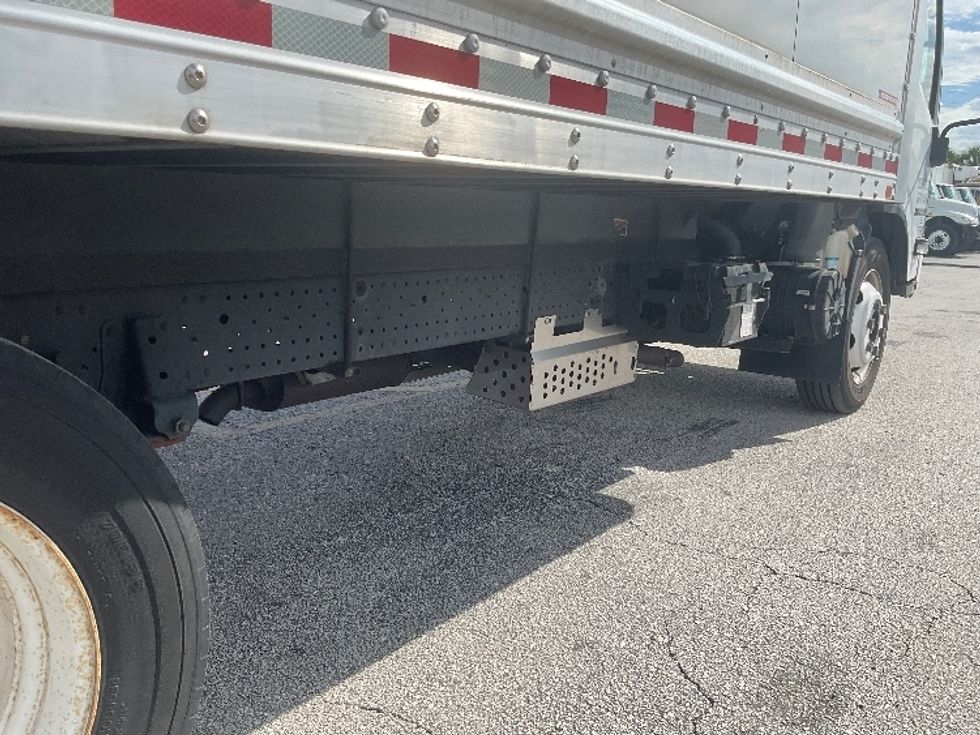 Light Duty Box Truck-Light and Medium Duty Trucks-Isuzu-2020-NPR EFI-Orlando-FL-87,693\n\t\tmiles-$ 40,750 - Image 14