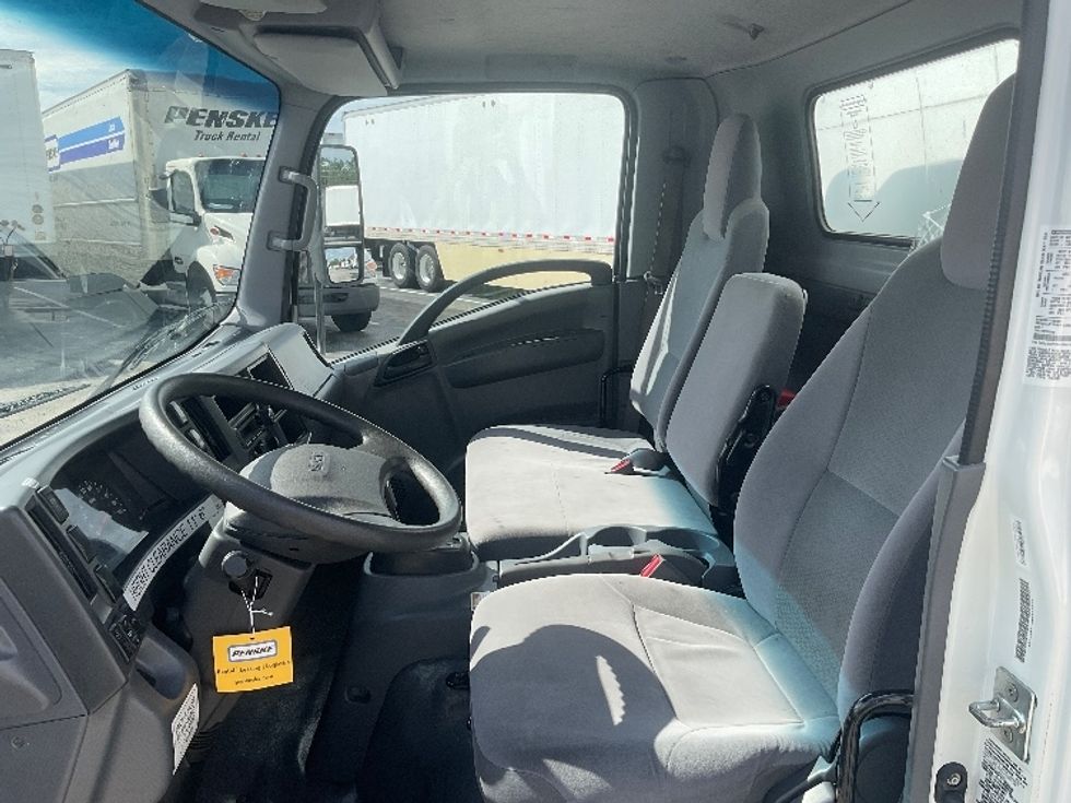 Light Duty Box Truck-Light and Medium Duty Trucks-Isuzu-2020-NPR EFI-Orlando-FL-87,693\n\t\tmiles-$ 40,750 - Image 19