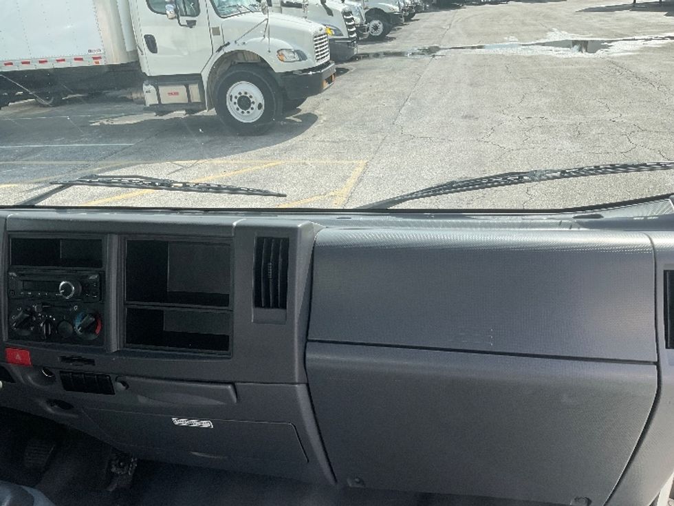 Light Duty Box Truck-Light and Medium Duty Trucks-Isuzu-2020-NPR EFI-Orlando-FL-87,693\n\t\tmiles-$ 40,750 - Image 21