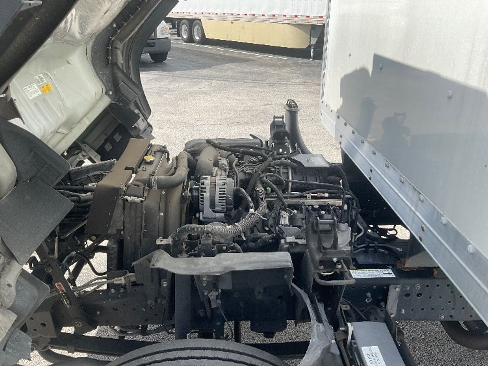 Light Duty Box Truck-Light and Medium Duty Trucks-Isuzu-2020-NPR EFI-Orlando-FL-87,693\n\t\tmiles-$ 40,750 - Image 25