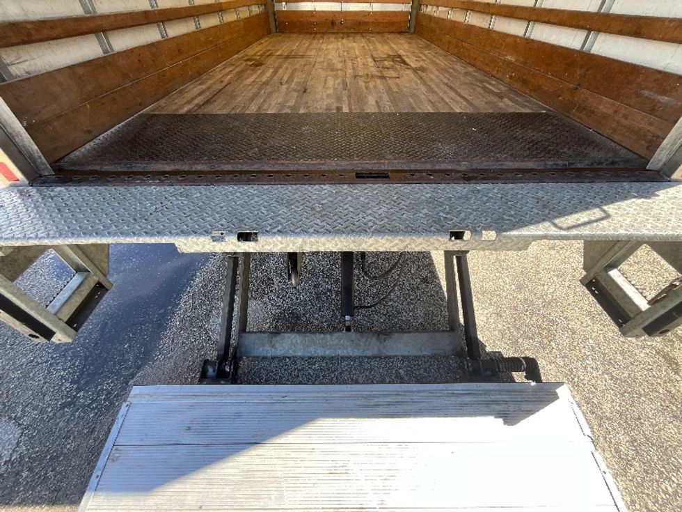 Light Duty Box Truck-Light and Medium Duty Trucks-Isuzu-2020-NPR EFI-Orlando-FL-95,332\n\t\tmiles-$ 40,000 - Image 10