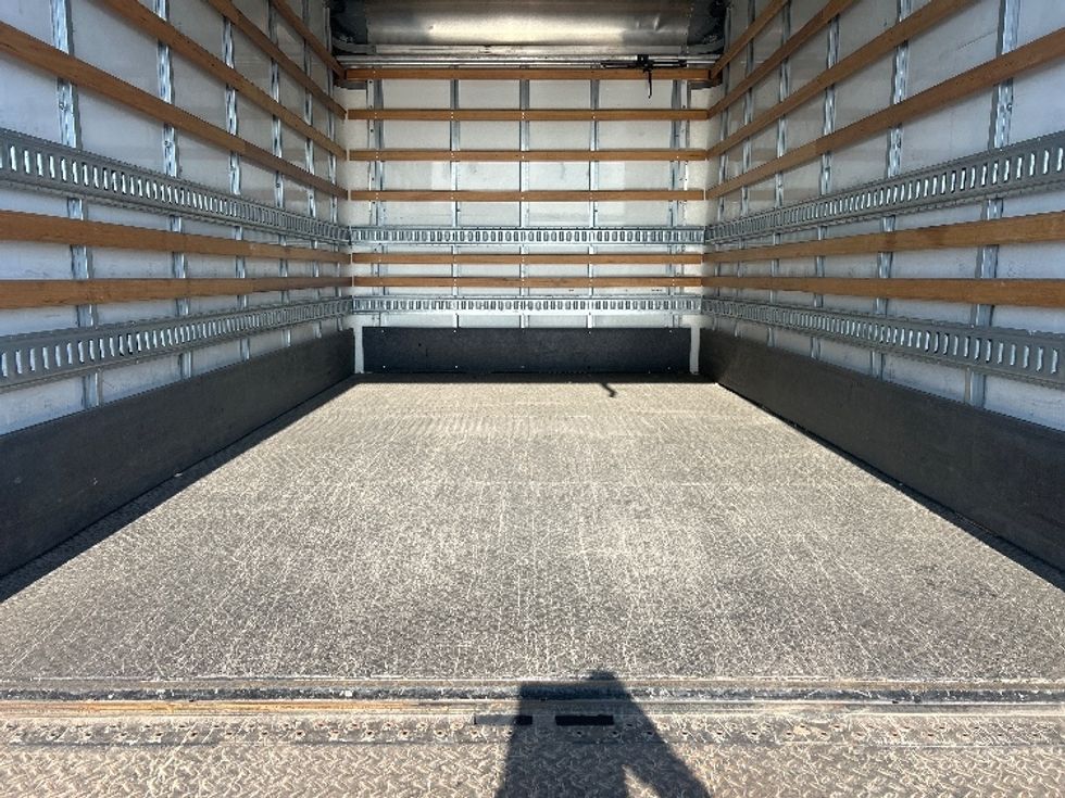 Light Duty Box Truck-Light and Medium Duty Trucks-Isuzu-2020-NPR EFI-Phoenix-AZ-55,763\n\t\tmiles-$ 43,500 - Image 10