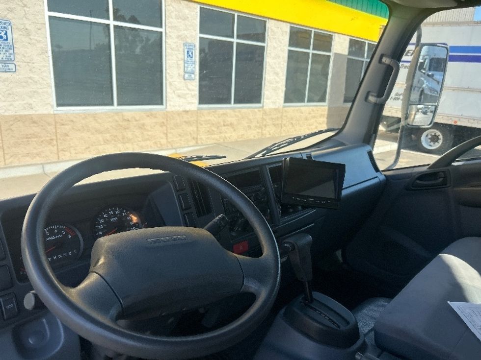 Light Duty Box Truck-Light and Medium Duty Trucks-Isuzu-2020-NPR EFI-Phoenix-AZ-55,763\n\t\tmiles-$ 43,500 - Image 17