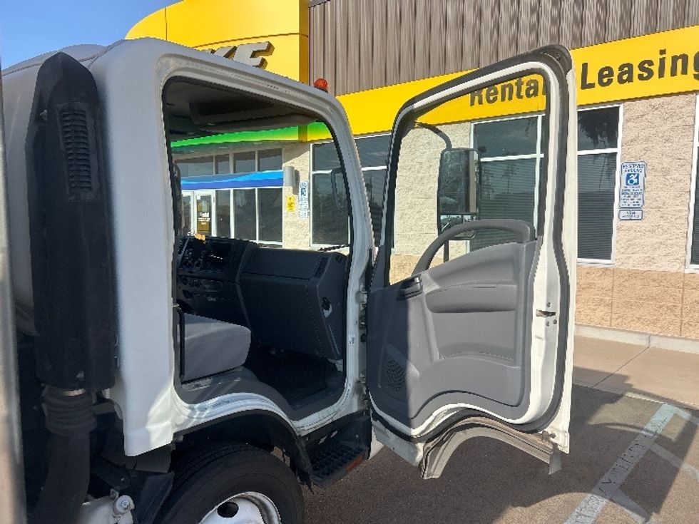 Light Duty Box Truck-Light and Medium Duty Trucks-Isuzu-2020-NPR EFI-Phoenix-AZ-55,763\n\t\tmiles-$ 43,500 - Image 20