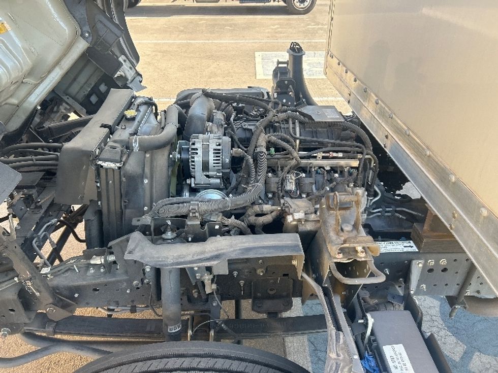 Light Duty Box Truck-Light and Medium Duty Trucks-Isuzu-2020-NPR EFI-Phoenix-AZ-55,763\n\t\tmiles-$ 43,500 - Image 24