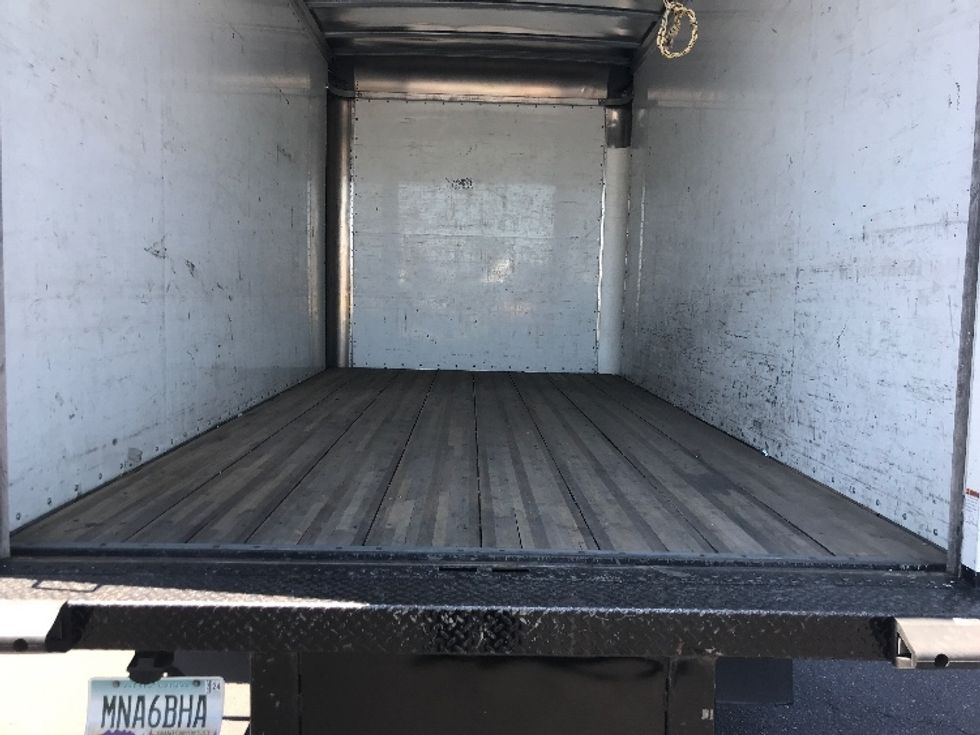 Light Duty Box Truck-Light and Medium Duty Trucks-Isuzu-2020-NPR EFI-Phoenix-AZ-72,773\n\t\tmiles-$ 41,000 - Image 10