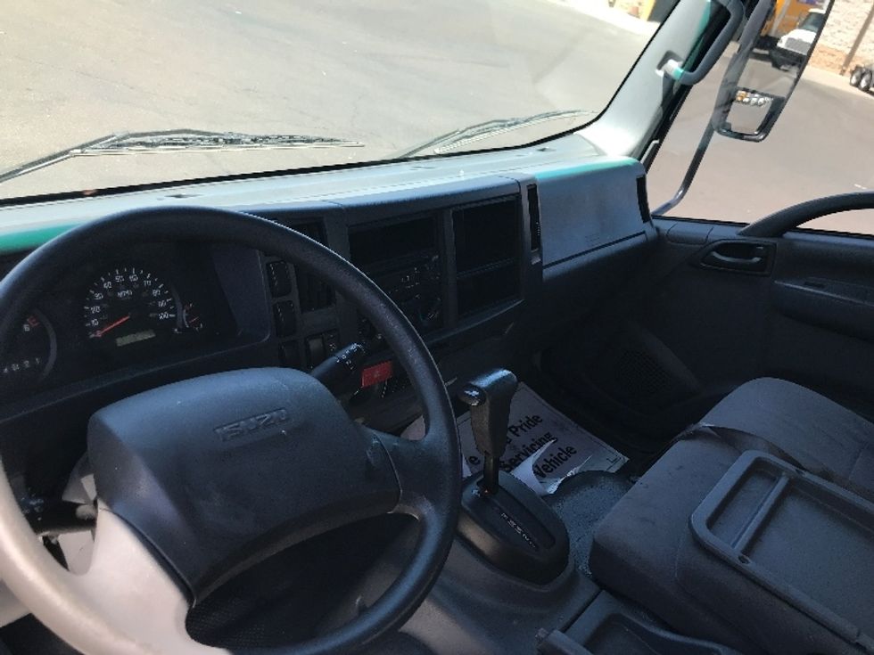 Light Duty Box Truck-Light and Medium Duty Trucks-Isuzu-2020-NPR EFI-Phoenix-AZ-72,773\n\t\tmiles-$ 41,000 - Image 18