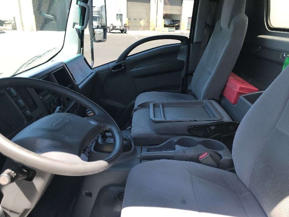 Light Duty Box Truck-Light and Medium Duty Trucks-Isuzu-2020-NPR EFI-Phoenix-AZ-72,773\n\t\tmiles-$ 41,000 - Image 19