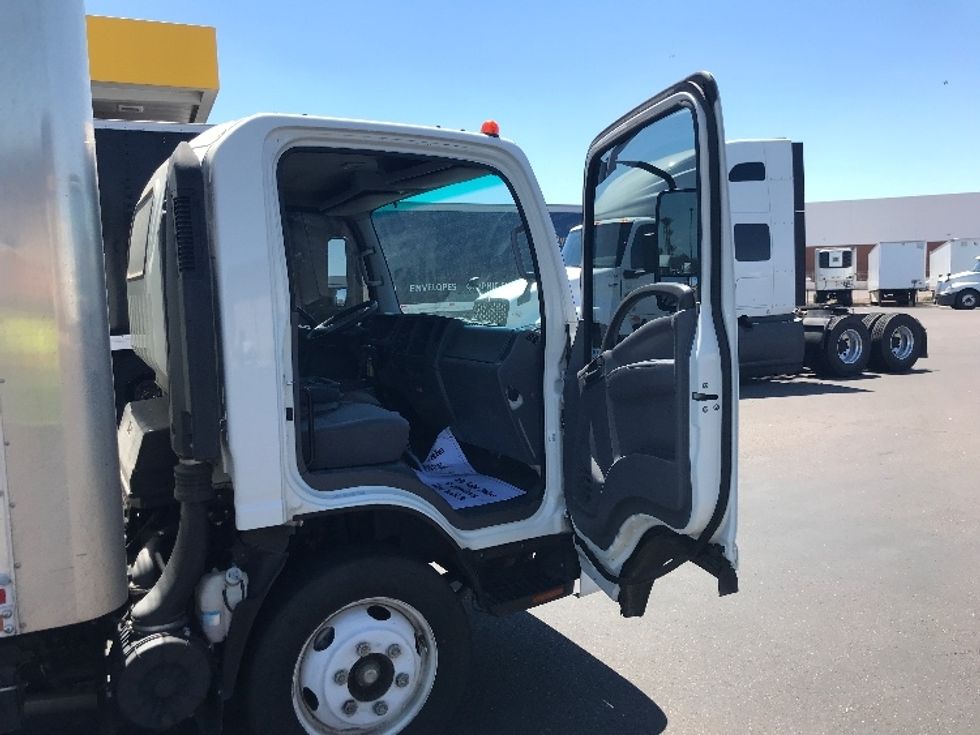 Light Duty Box Truck-Light and Medium Duty Trucks-Isuzu-2020-NPR EFI-Phoenix-AZ-72,773\n\t\tmiles-$ 41,000 - Image 20