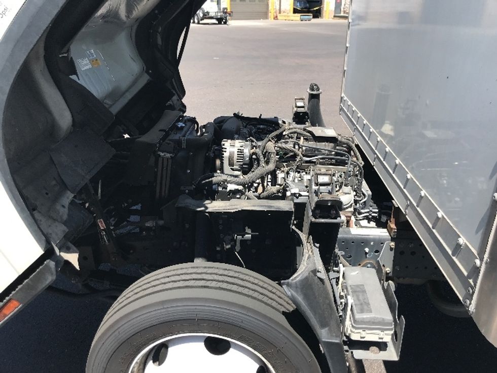 Light Duty Box Truck-Light and Medium Duty Trucks-Isuzu-2020-NPR EFI-Phoenix-AZ-72,773\n\t\tmiles-$ 41,000 - Image 24