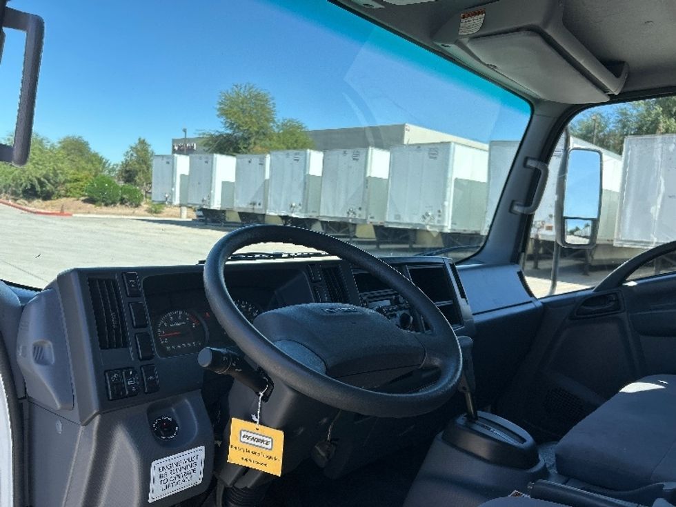 Light Duty Box Truck-Light and Medium Duty Trucks-Isuzu-2020-NPR EFI-Phoenix-AZ-80,488\n\t\tmiles-$ 41,500 - Image 17