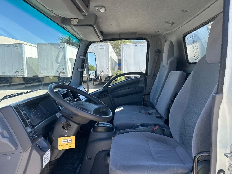 Light Duty Box Truck-Light and Medium Duty Trucks-Isuzu-2020-NPR EFI-Phoenix-AZ-80,488\n\t\tmiles-$ 41,500 - Image 19
