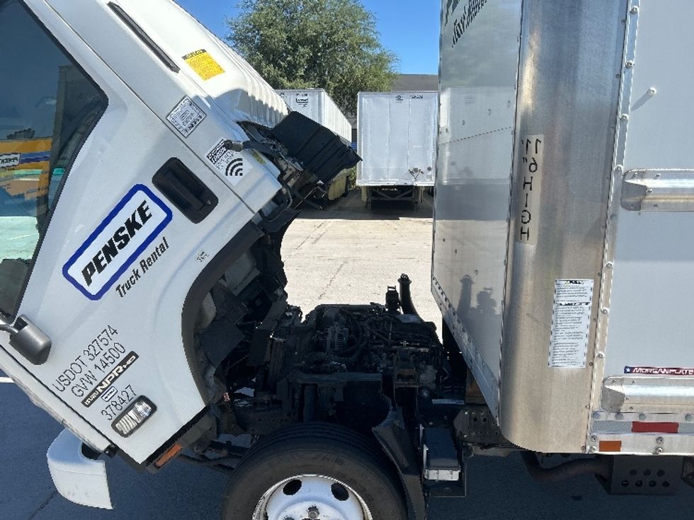 Light Duty Box Truck-Light and Medium Duty Trucks-Isuzu-2020-NPR EFI-Phoenix-AZ-80,488\n\t\tmiles-$ 41,500 - Image 24