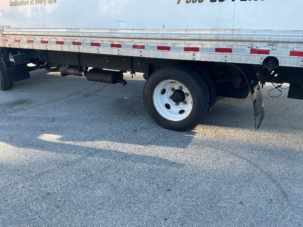 Light Duty Box Truck-Light and Medium Duty Trucks-Isuzu-2020-NPR EFI-Pompano Beach-FL-105,912\n\t\tmiles-$ 38,000 - Image 14