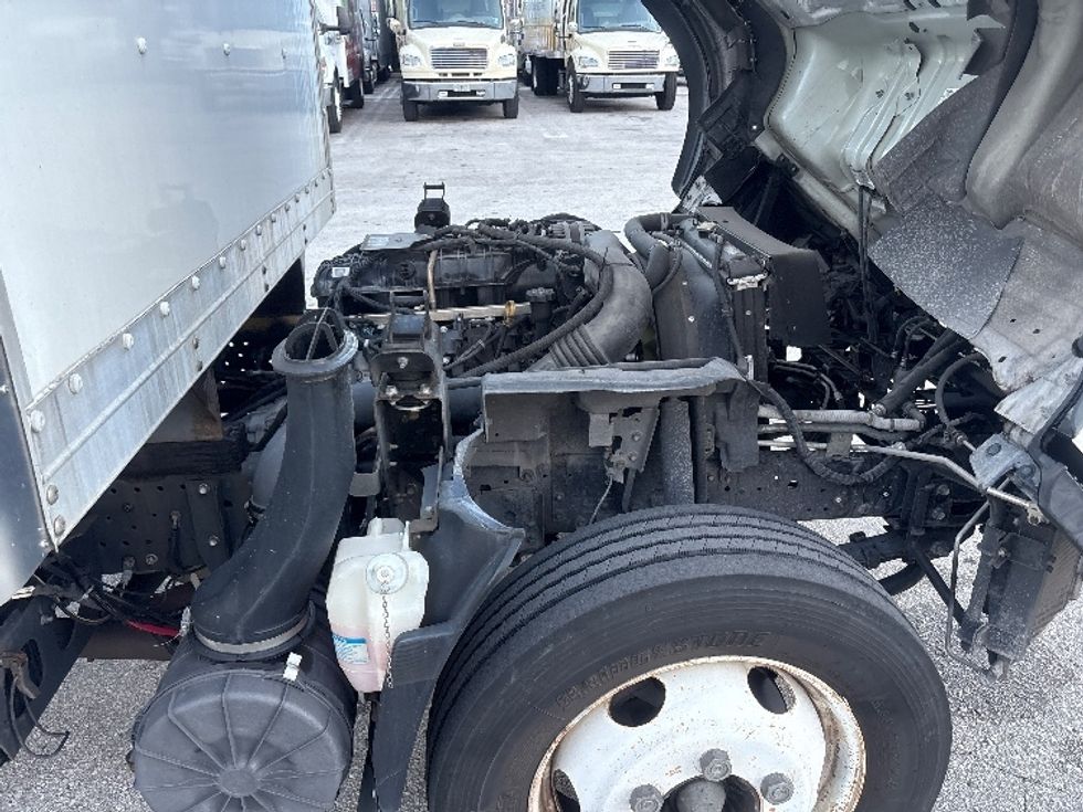 Light Duty Box Truck-Light and Medium Duty Trucks-Isuzu-2020-NPR EFI-Pompano Beach-FL-93,655\n\t\tmiles-$ 39,500 - Image 23
