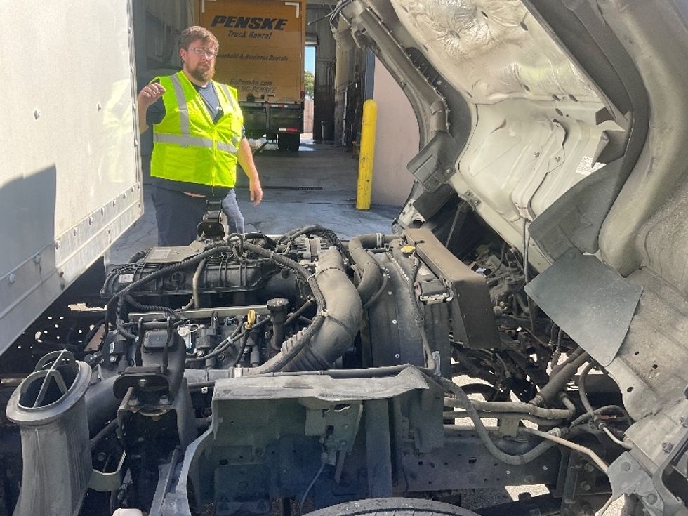 Light Duty Box Truck-Light and Medium Duty Trucks-Isuzu-2020-NPR EFI-Pompano Beach-FL-98,214\n\t\tmiles-$ 38,250 - Image 23