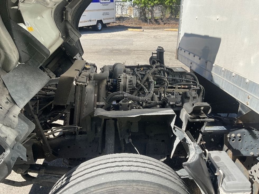 Light Duty Box Truck-Light and Medium Duty Trucks-Isuzu-2020-NPR EFI-Pompano Beach-FL-98,214\n\t\tmiles-$ 38,250 - Image 24