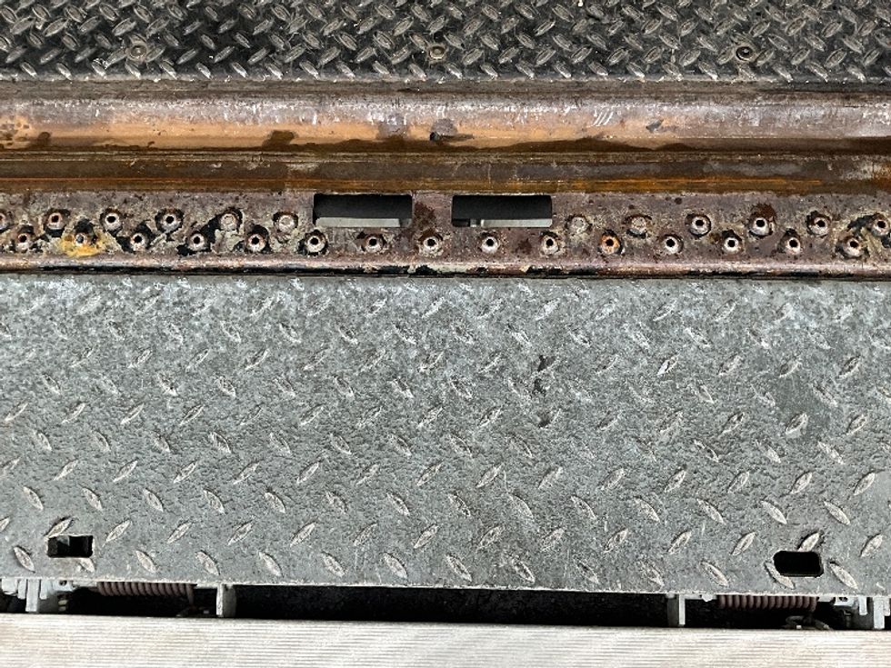 Light Duty Box Truck-Light and Medium Duty Trucks-Isuzu-2020-NPR EFI-Portland-OR-69,055\n\t\tmiles-$ 43,250 - Image 10