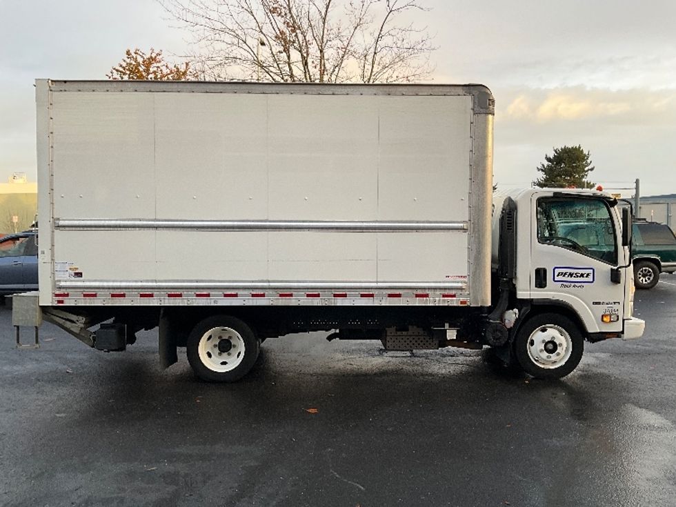 Light Duty Box Truck-Light and Medium Duty Trucks-Isuzu-2020-NPR EFI-Portland-OR-69,055\n\t\tmiles-$ 43,250 - Image 15