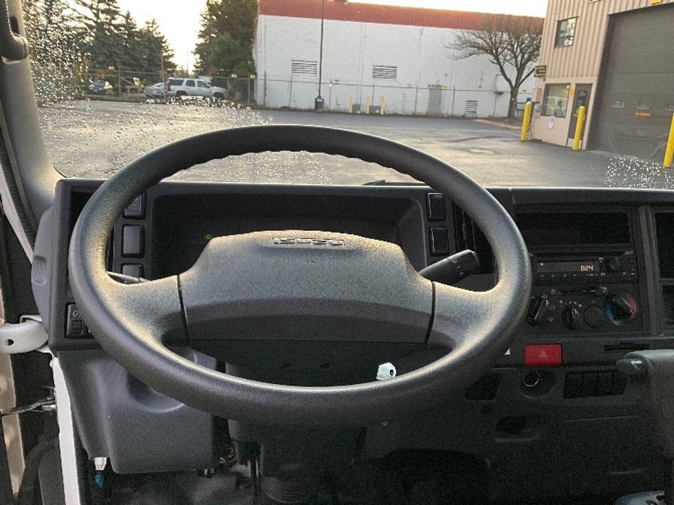 Light Duty Box Truck-Light and Medium Duty Trucks-Isuzu-2020-NPR EFI-Portland-OR-69,055\n\t\tmiles-$ 43,250 - Image 19