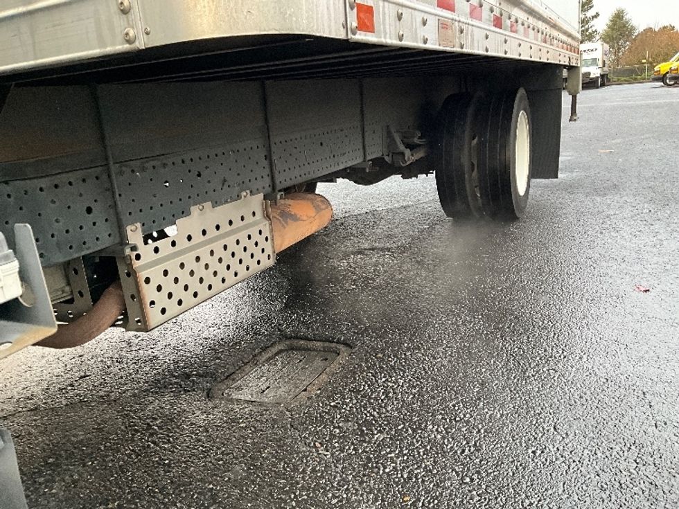 Light Duty Box Truck-Light and Medium Duty Trucks-Isuzu-2020-NPR EFI-Portland-OR-69,055\n\t\tmiles-$ 43,250 - Image 5