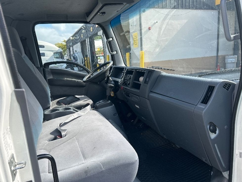 Light Duty Box Truck-Light and Medium Duty Trucks-Isuzu-2020-NPR EFI-Riviera Beach-FL-58,905\n\t\tmiles-$ 45,250 - Image 22