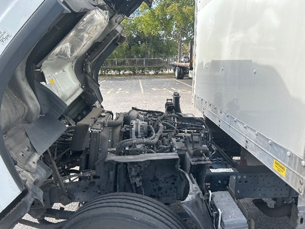 Light Duty Box Truck-Light and Medium Duty Trucks-Isuzu-2020-NPR EFI-Riviera Beach-FL-58,905\n\t\tmiles-$ 45,250 - Image 24