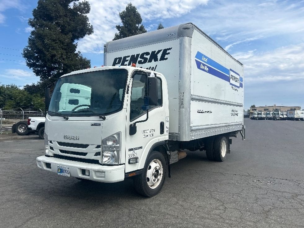 Light Duty Box Truck-Light and Medium Duty Trucks-Isuzu-2020-NPR EFI-Sacramento-CA-96,074\n\t\tmiles-$ 41,750 - Image 3