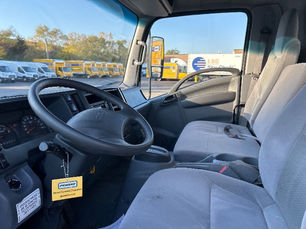 Light Duty Box Truck-Light and Medium Duty Trucks-Isuzu-2020-NPR EFI-Saint Petersburg-FL-92,642\n\t\tmiles-$ 39,500 - Image 17