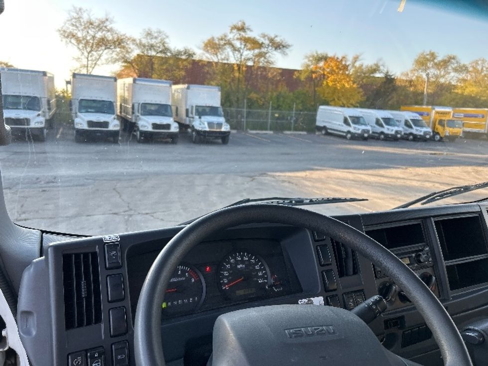 Light Duty Box Truck-Light and Medium Duty Trucks-Isuzu-2020-NPR EFI-Saint Petersburg-FL-92,642\n\t\tmiles-$ 39,500 - Image 18