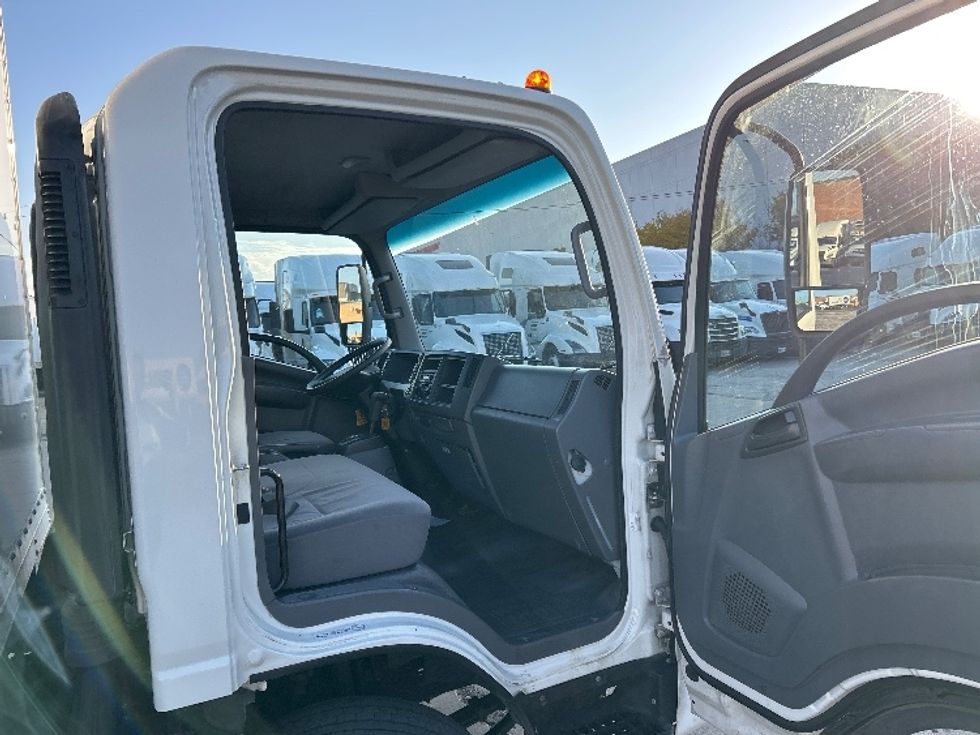 Light Duty Box Truck-Light and Medium Duty Trucks-Isuzu-2020-NPR EFI-Saint Petersburg-FL-92,642\n\t\tmiles-$ 39,500 - Image 20